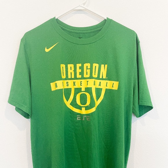 ❤️SOLD❤️Mens Nike Dri-Fit Oregon basketball Elite Tee - Picture 1 of 3